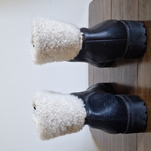 Cole Haan Black Leather Shearling Lined Winter Ankle Boots Zip Front Sz 8.5B - Picture 7 of 17
